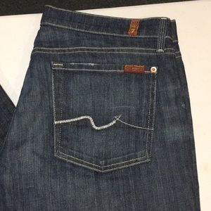 7FAM STRAIGHT LEGGED JEANS